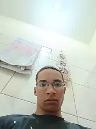 Yuripauzao20cm webcam model stream image