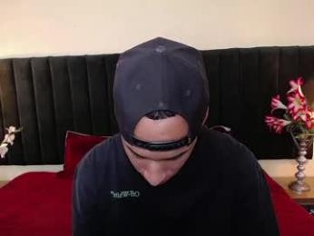 soft_attraction webcam chaturbate model stream image