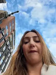 Nina_velvet01 webcam model stream image