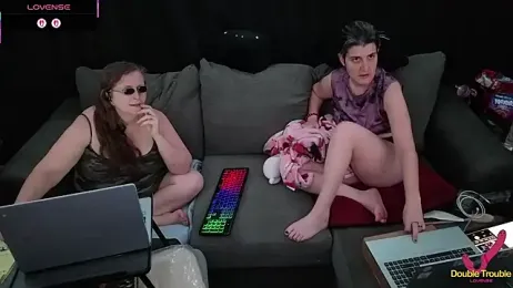 Bella_and_Marie webcam stripchat model stream image