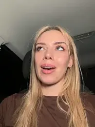 HopeHeaven webcam model stream image