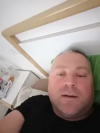 Anatolii_77 webcam model stream image