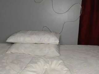 4tharie webcam model stream image