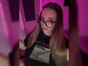 CrisKiss webcam model stream image
