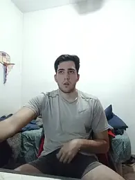 agustinn_r webcam stripchat model stream image