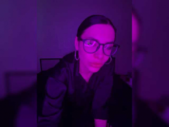 SerAli webcam model stream image
