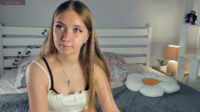 LynBinford webcam model stream image