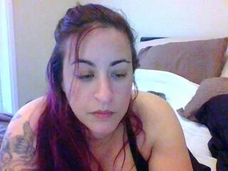 Beauty Belle webcam model stream image