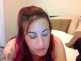 Beauty Belle webcam model stream image