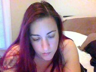 Beauty Belle webcam flirt4free model stream image
