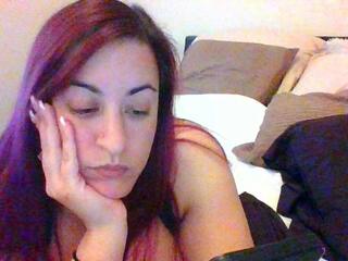Beauty Belle webcam model stream image