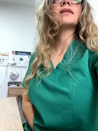 alicee16 webcam stripchat model stream image