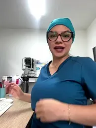 alicee16 webcam stripchat model stream image