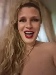 TsPostophere webcam model stream image