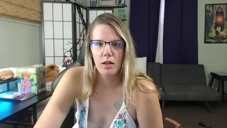 Sarahtineke webcam stripchat model stream image