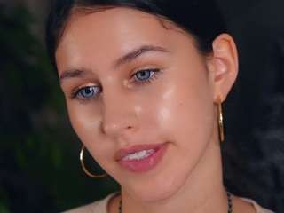 suzannaberkeley webcam model stream image