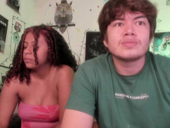 HotHoneyChile webcam bongacams model stream image