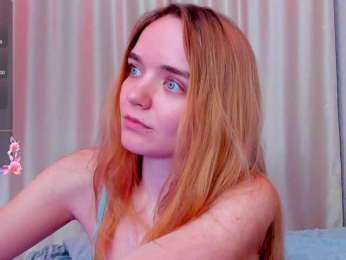 JanetShy webcam model stream image