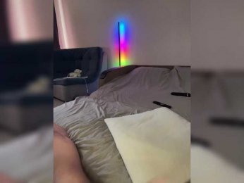 Karina_and_Batman webcam model stream image