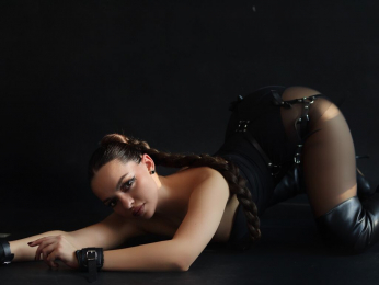 AnaWest webcam model stream image