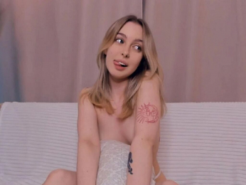 AlbertaGodsil webcam model stream image