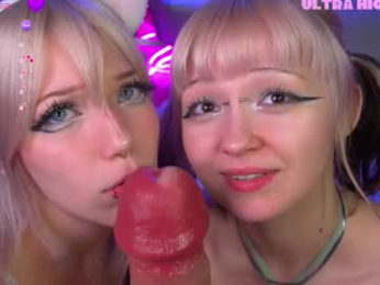 nikkisilk webcam model stream image