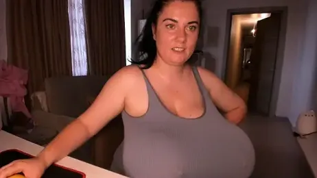 alisiaparril webcam stripchat model stream image