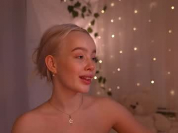 mother__of__dragons webcam model stream image