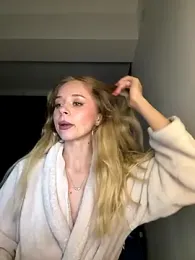 BabyAnais webcam model stream image