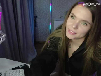 MiaPink webcam bongacams model stream image