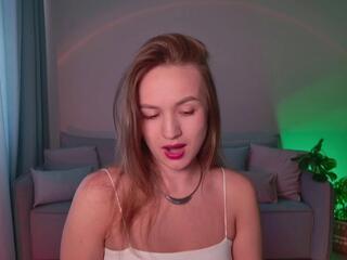 Bree Garrett webcam model stream image