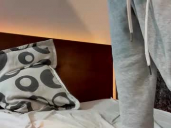 azulyfucsia webcam model stream image