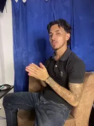 Kriss_Edwards webcam model stream image