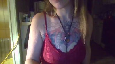 Fuqmeovrplz webcam model stream image