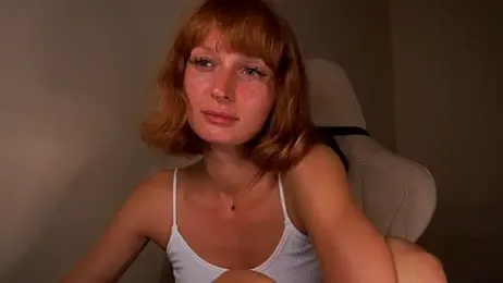 Liuba_Fox webcam model stream image