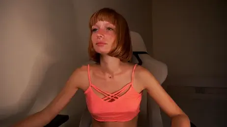 Liuba_Fox webcam model stream image