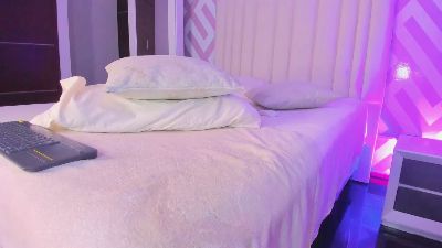 Tayrasiny webcam model stream image