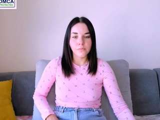 kattyree18 webcam camsoda model stream image