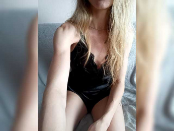AnyaSweet webcam model stream image