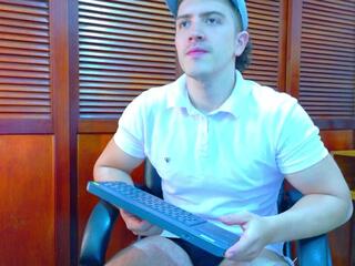 Alan Ferrer webcam model stream image