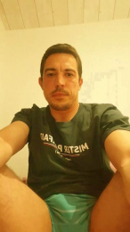 Latortuedu69 webcam model stream image