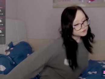 lilhornyprincess webcam model stream image