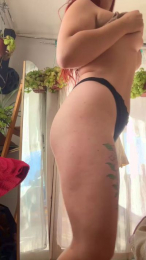 simply_daphne webcam model stream image