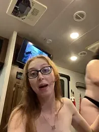 sweet-vixen webcam model stream image