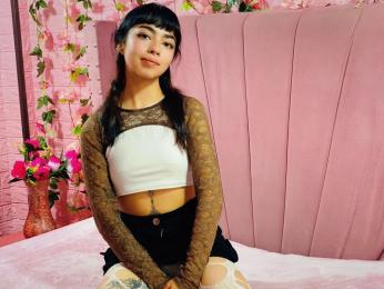 IvyLunna webcam livejasmin model stream image