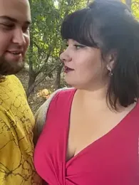 Big--tits webcam model stream image