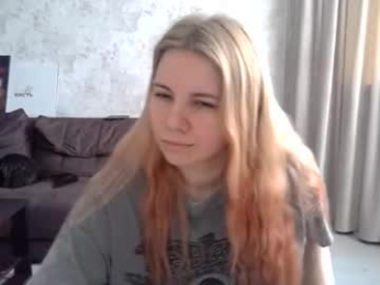 skylarsnoow webcam model stream image