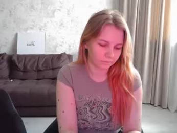 skylarsnoow webcam model stream image