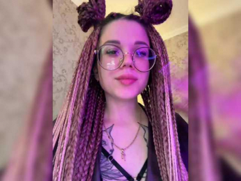 Flipflapfap webcam bongacams model stream image