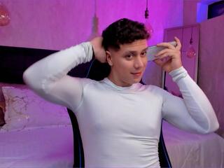 Ashton Hils webcam model stream image